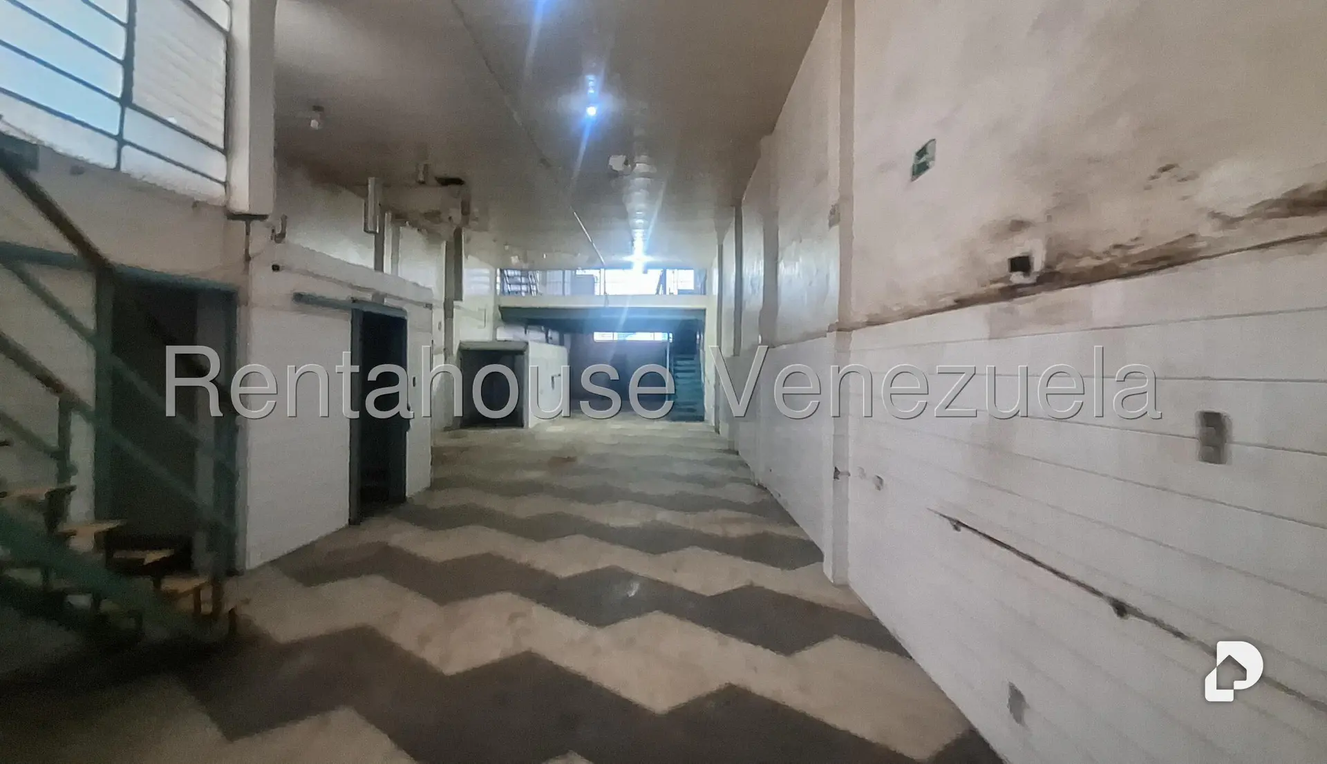 Local comercial en Quinta Crespo, Caracas