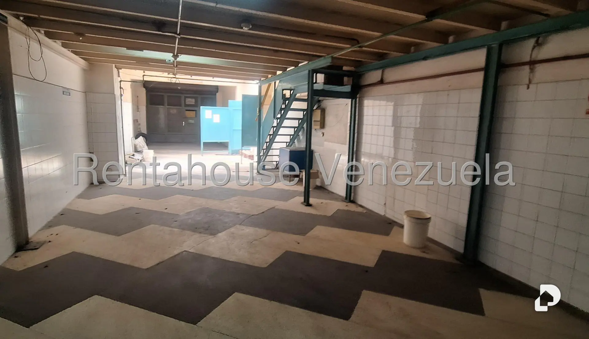 Local comercial en Quinta Crespo, Caracas