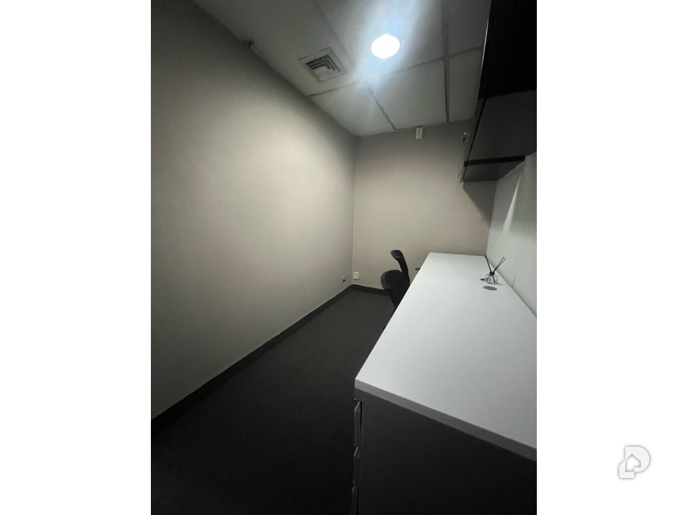 Office in Chacaito, Caracas – 12