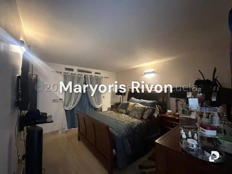 Apartamento en Colinas de La Tahona, Caracas – 15