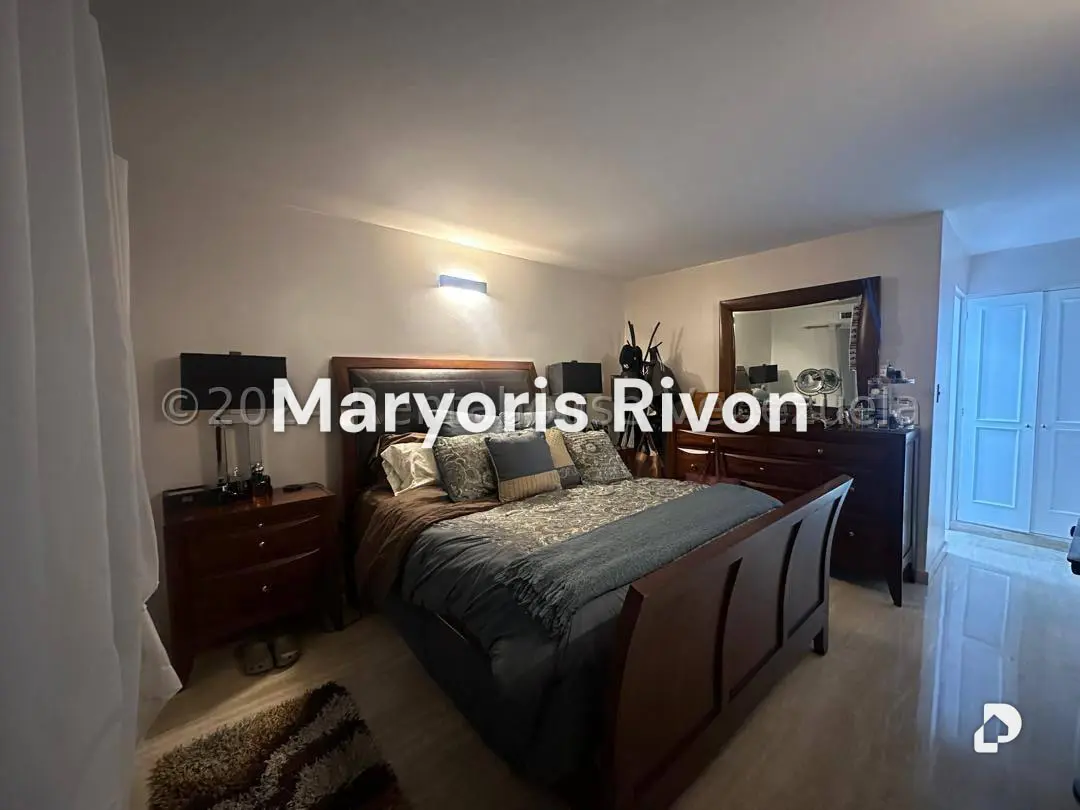 Apartamento en Colinas de La Tahona, Caracas – 16