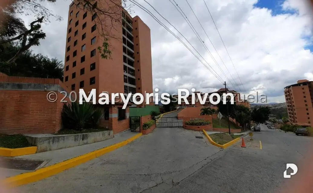 Apartamento en Colinas de La Tahona, Caracas – 1
