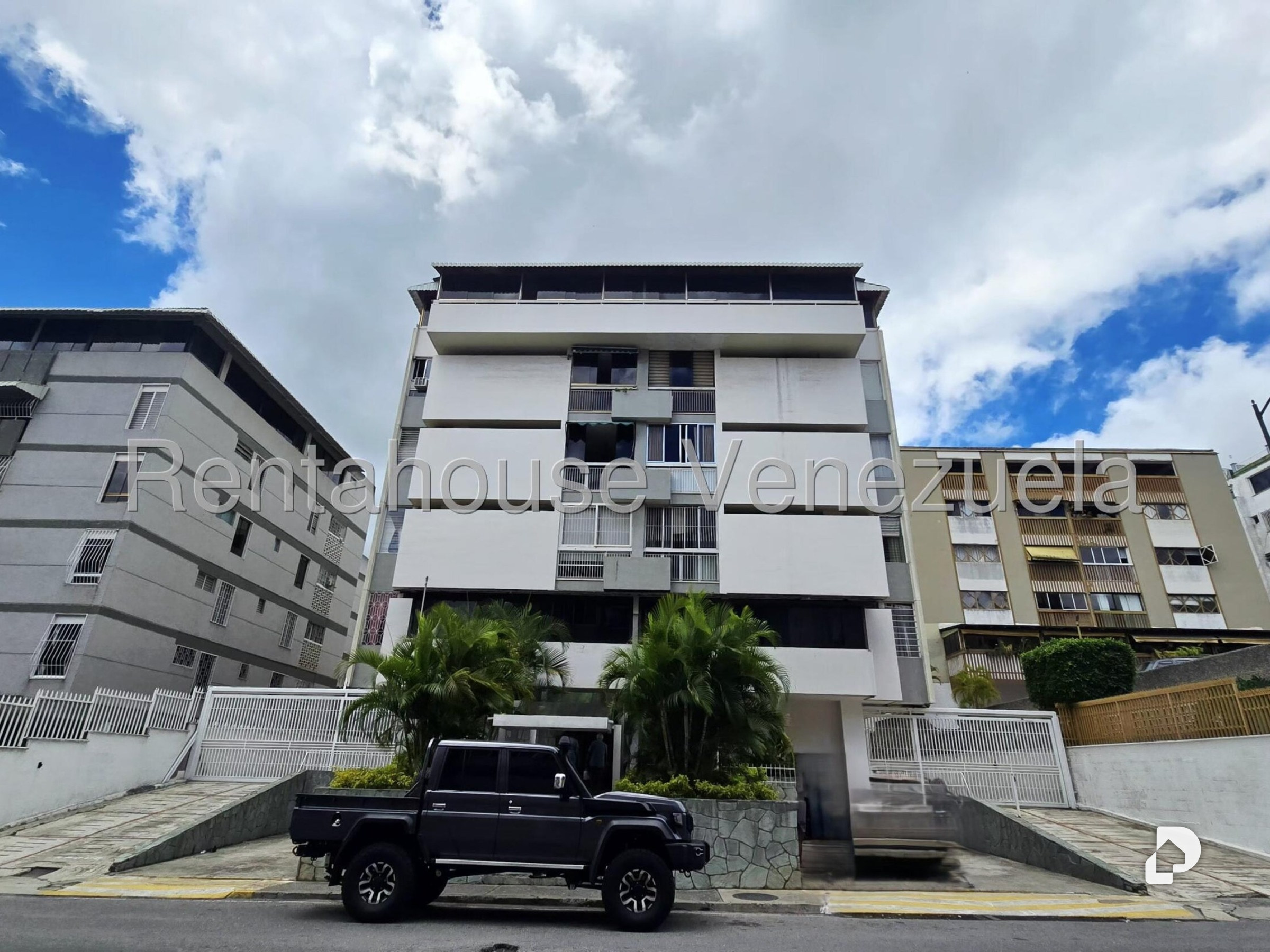Penthouse en Cumbres de Curumo, Caracas – 1