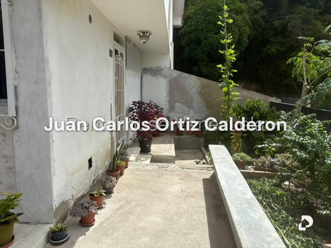 Casa en La Boyera, Caracas – 17