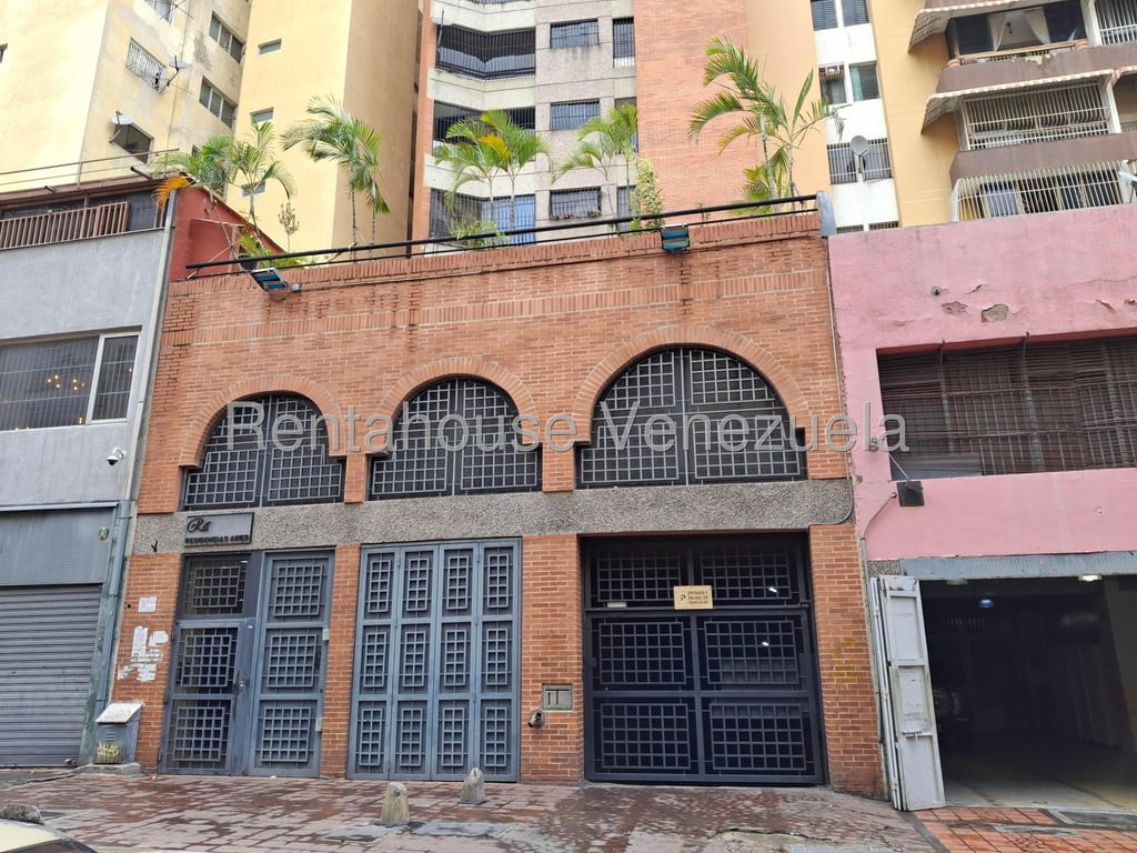 Local comercial en Parroquia La Candelaria, Caracas - 1