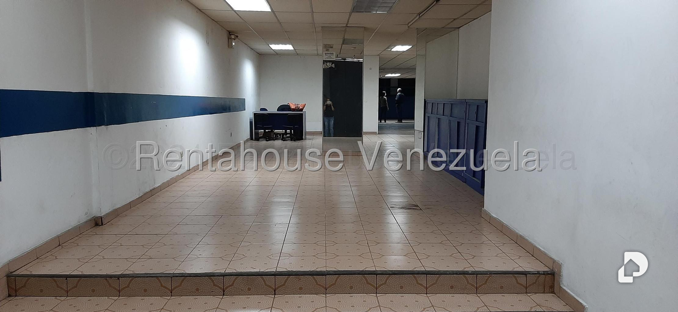 Local comercial en Parroquia La Candelaria, Caracas