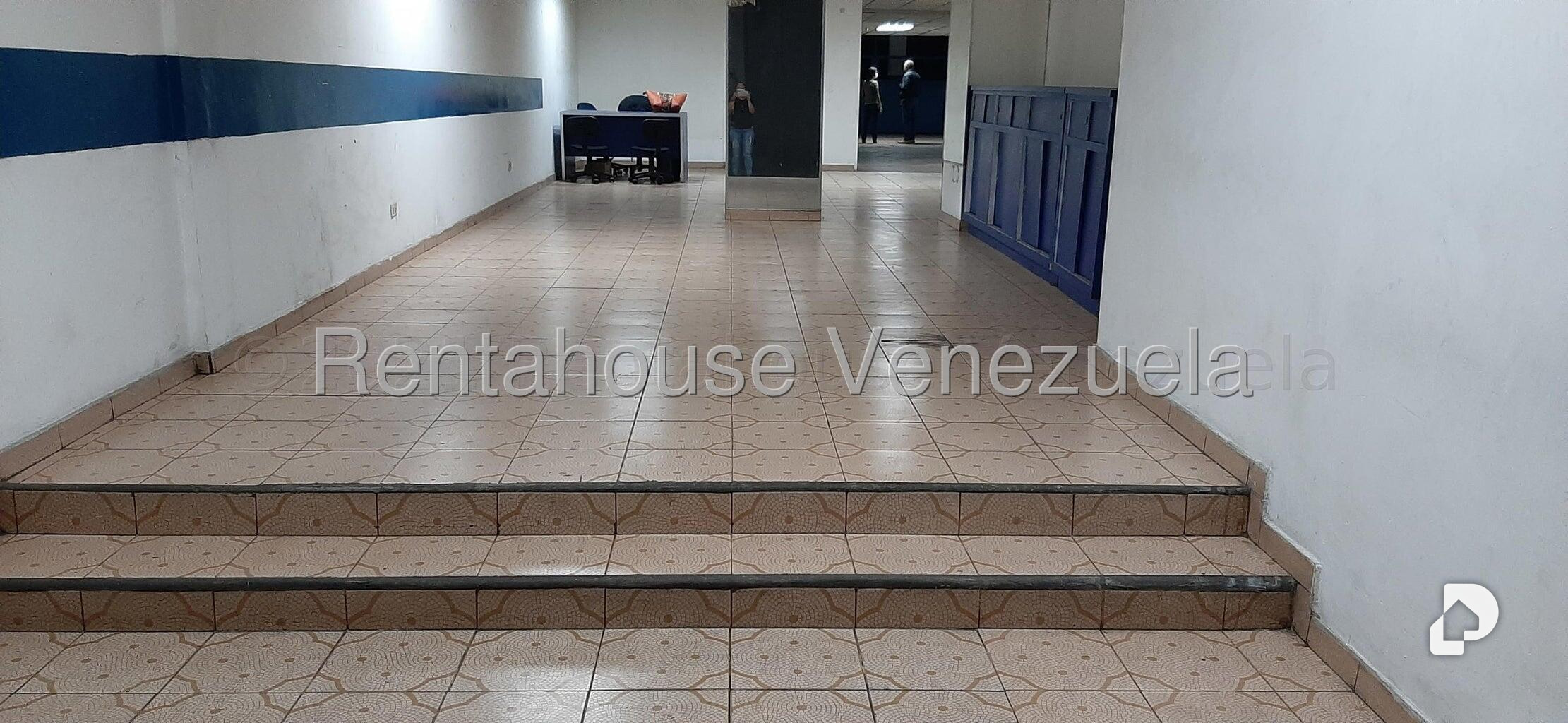 Local comercial en Parroquia La Candelaria, Caracas