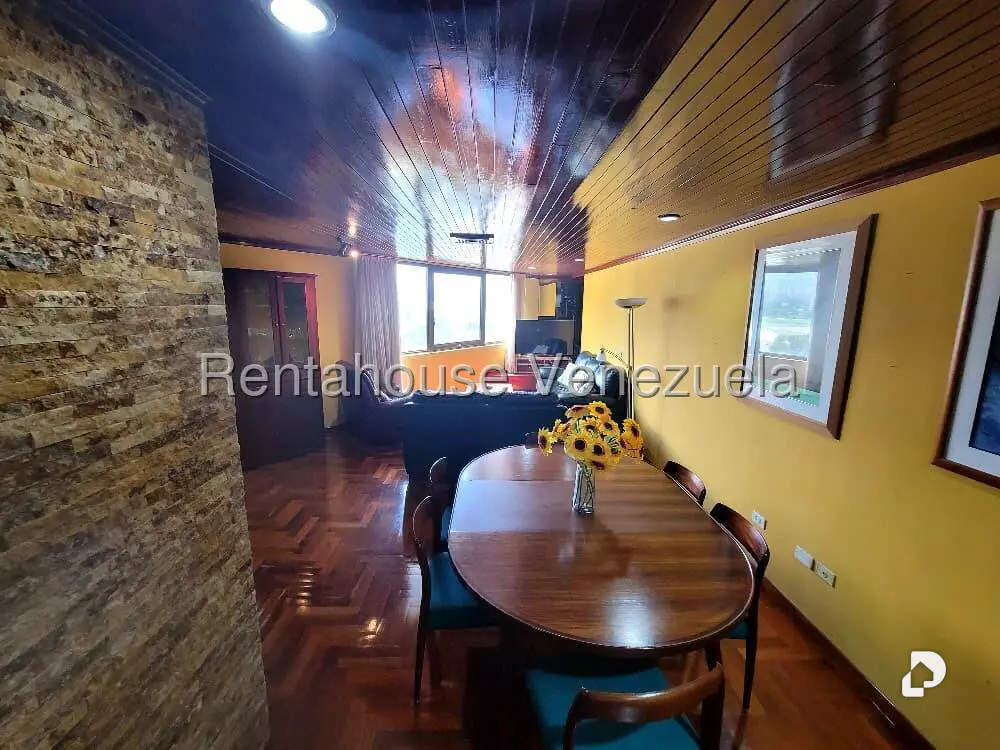 Apartamento en Chuao, Caracas – 11