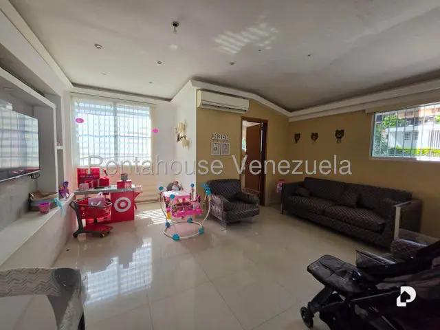 Casa en El Cafetal, Caracas – 13