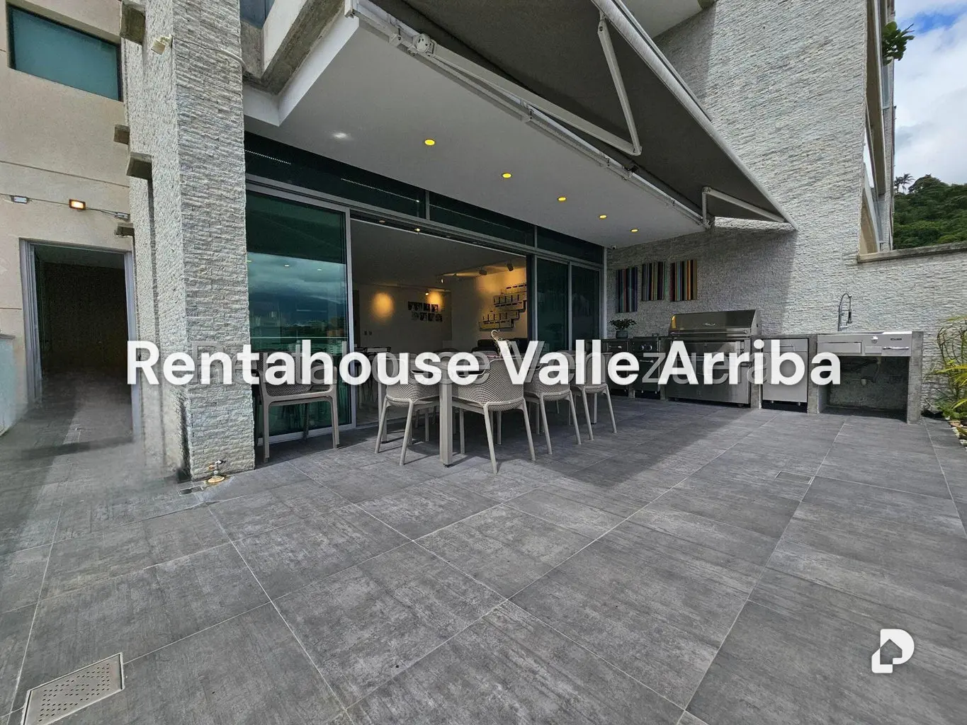Apartment in Santa Fe Sur, Caracas – 14