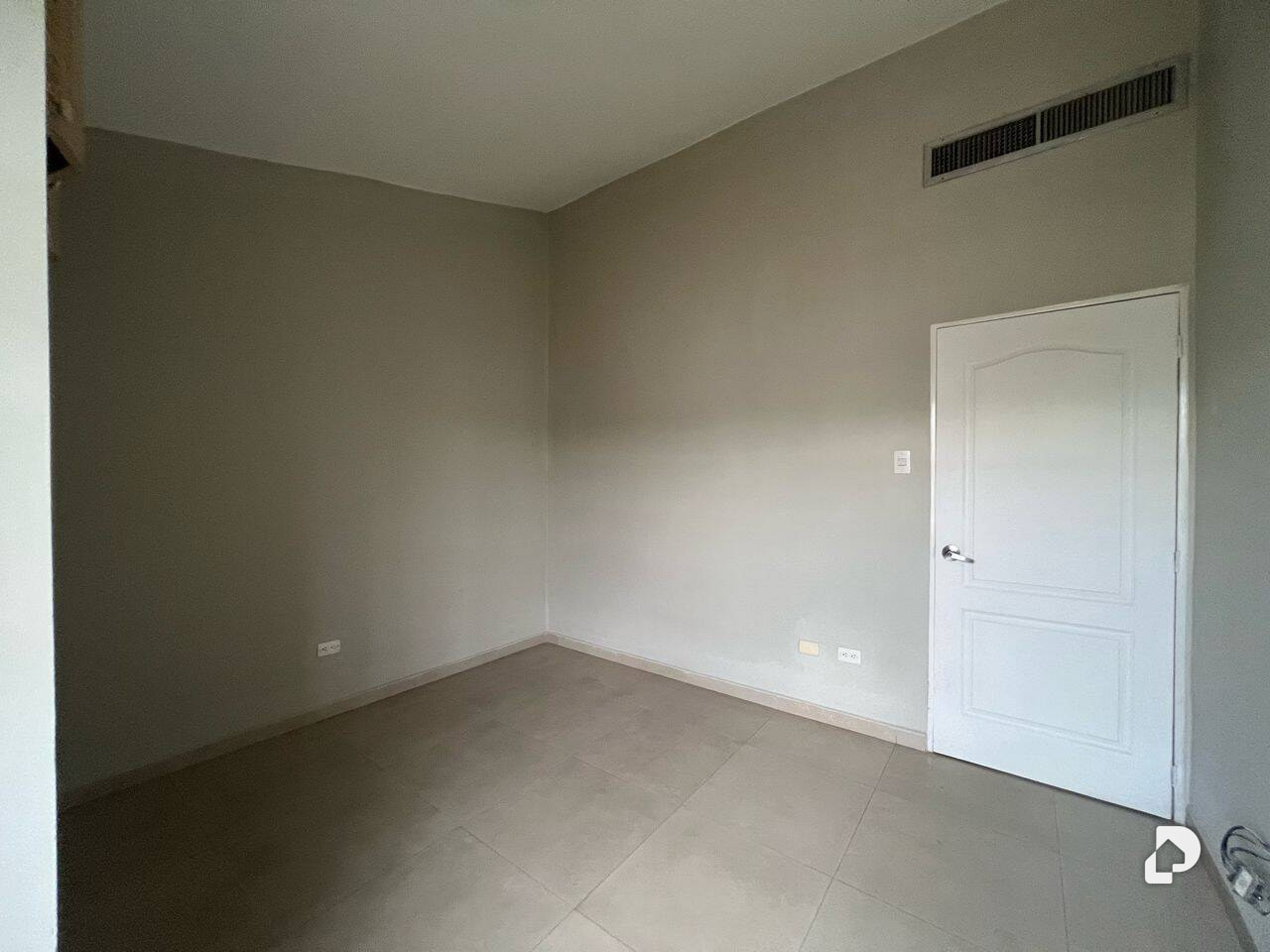 Casa en Avenida Goajira, Maracaibo – 5