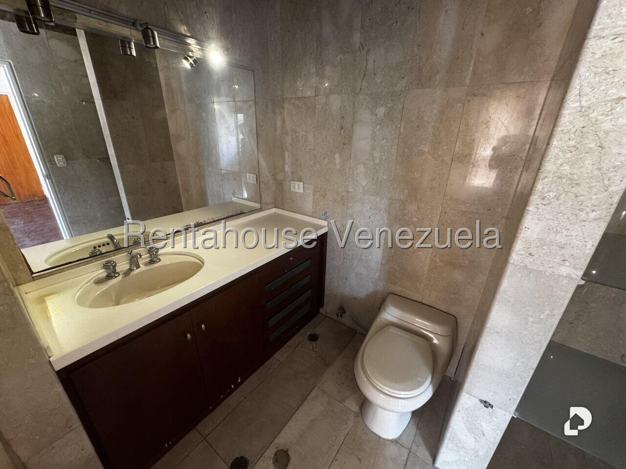 Apartamento en Campo Alegre, Caracas – 26