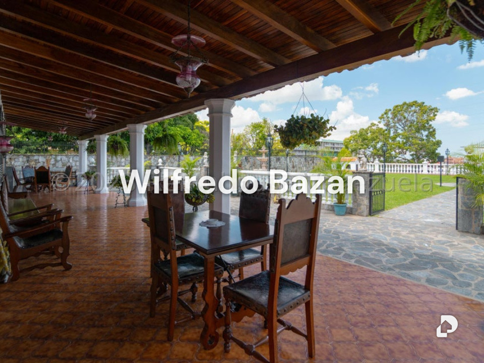 Casa en Cumbres de Curumo, Caracas – 17