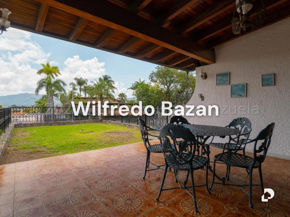Casa en Cumbres de Curumo, Caracas – 14