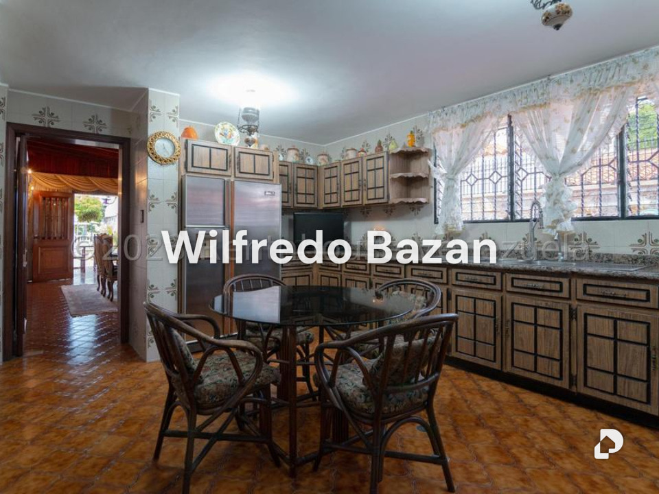 Casa en Cumbres de Curumo, Caracas – 8