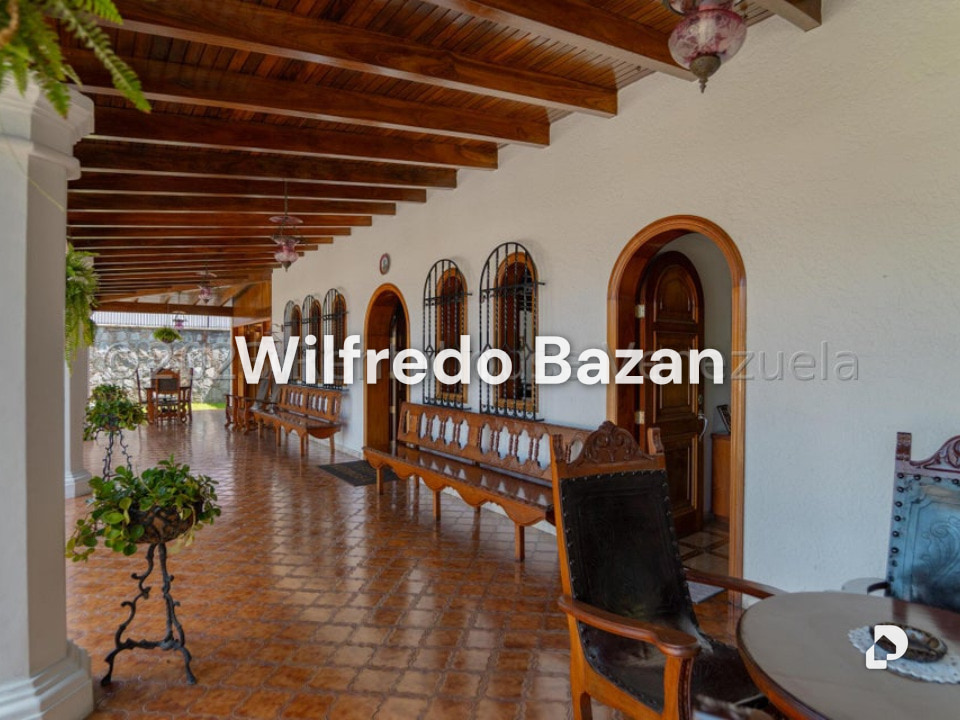 Casa en Cumbres de Curumo, Caracas – 15