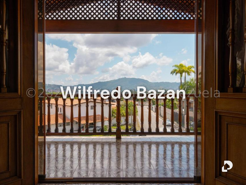 Casa en Cumbres de Curumo, Caracas – 13