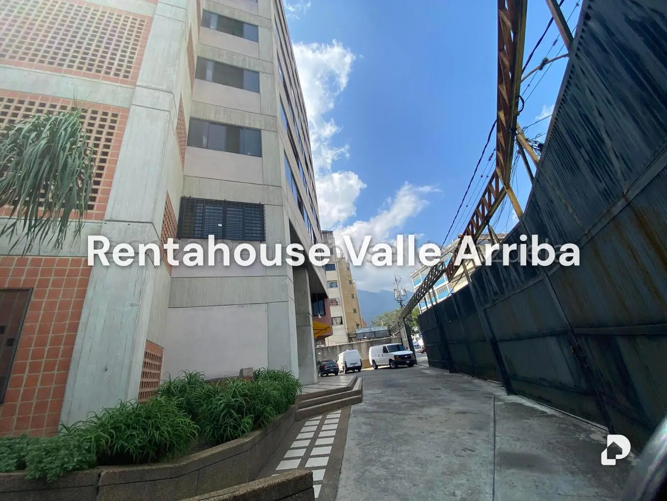 Edificio en Los Dos Caminos, Caracas – 9