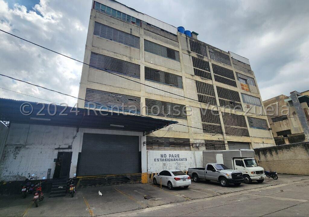 Local comercial en Prado de María, Caracas - 1