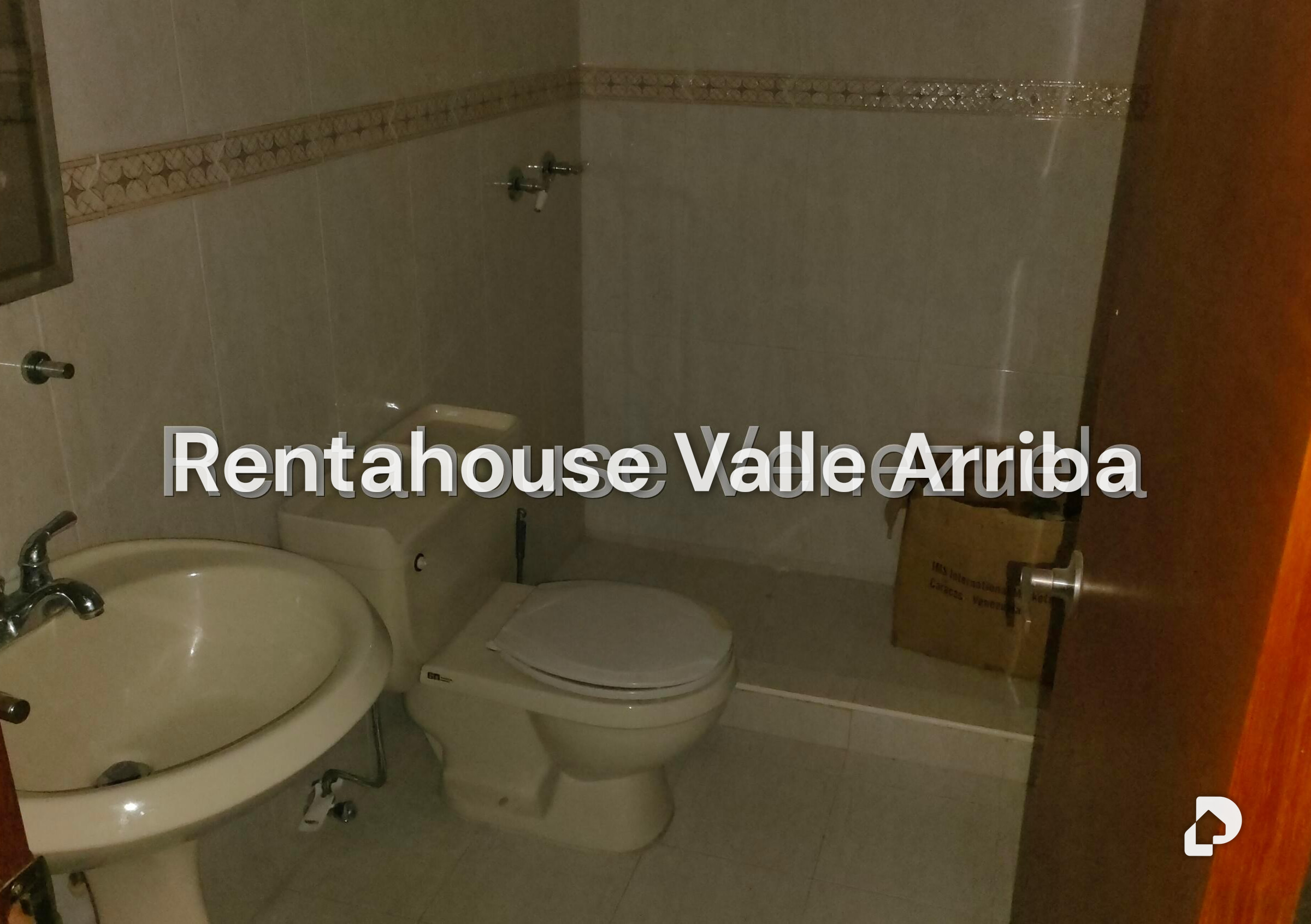 House in La Boyera, Caracas – 29