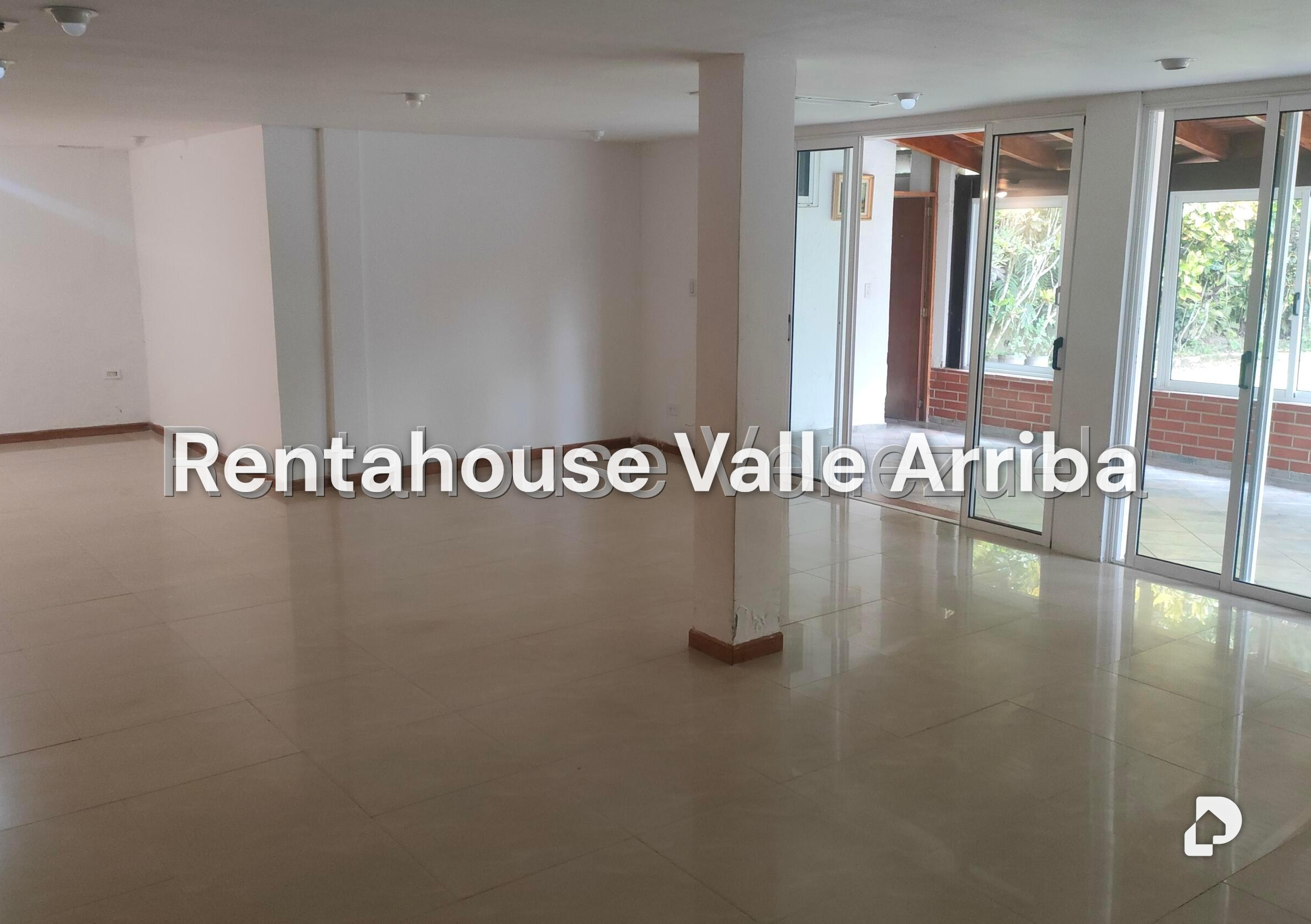 House in La Boyera, Caracas – 27