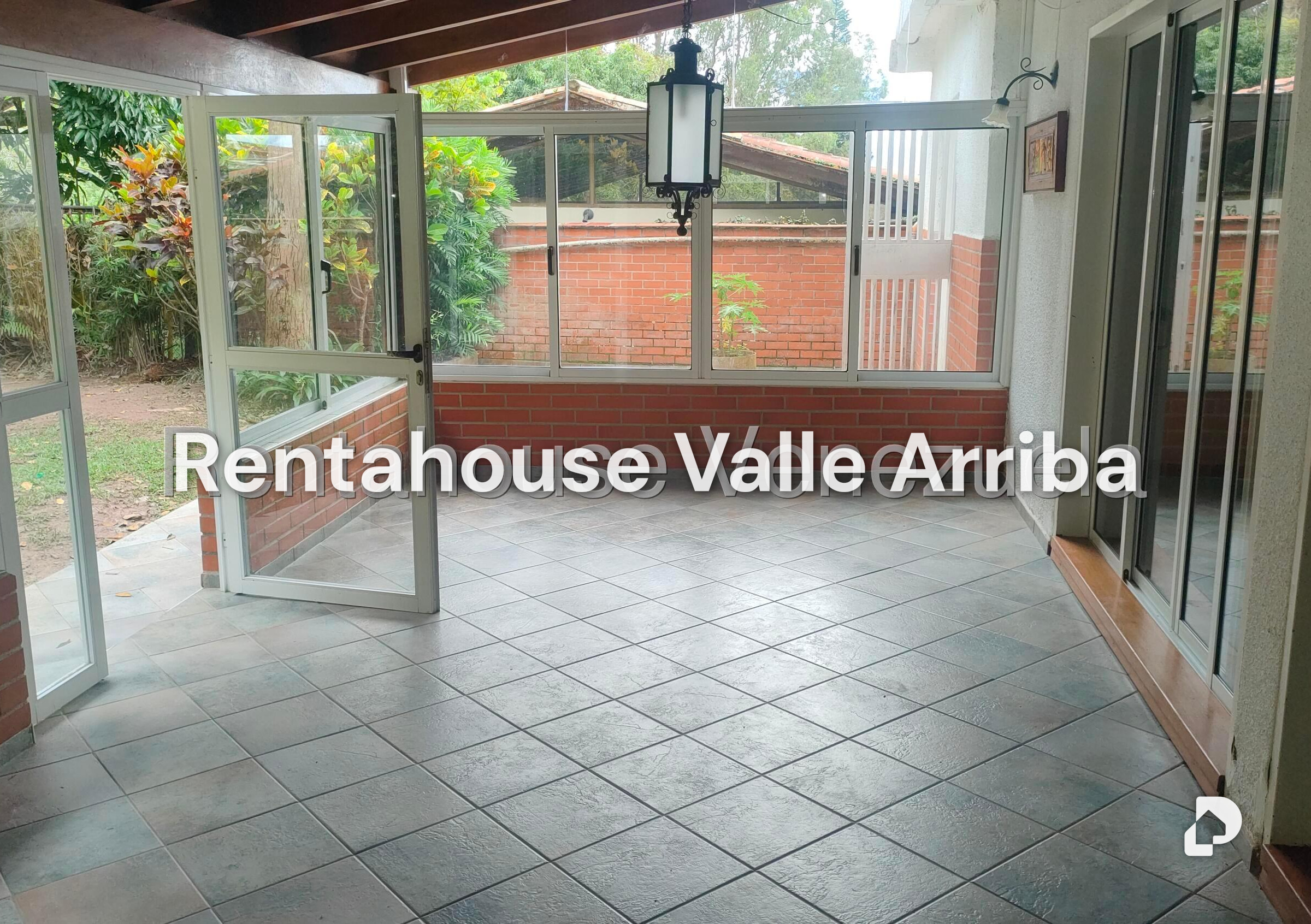 House in La Boyera, Caracas – 30