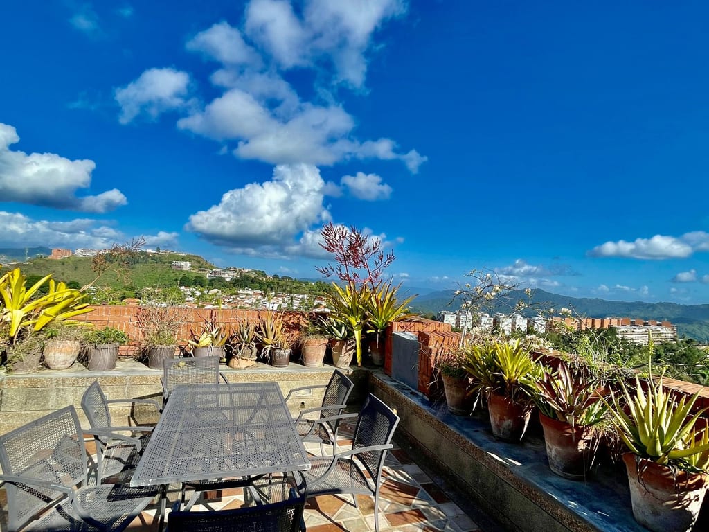 Penthouse en Lomas de La Lagunita, Caracas - 1