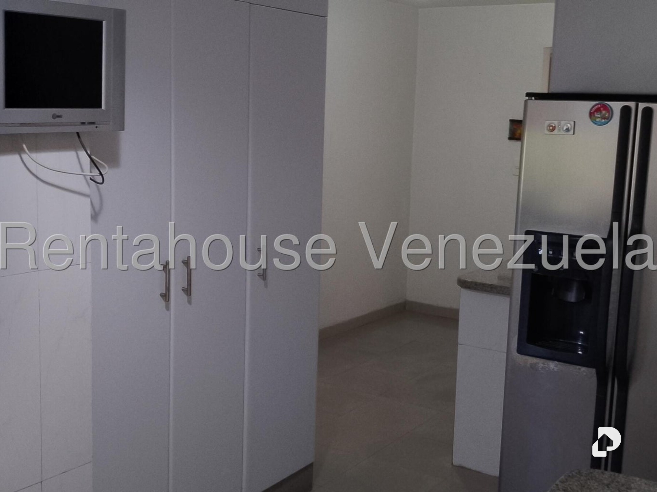 Apartamento en La Urbina, Caracas – 2