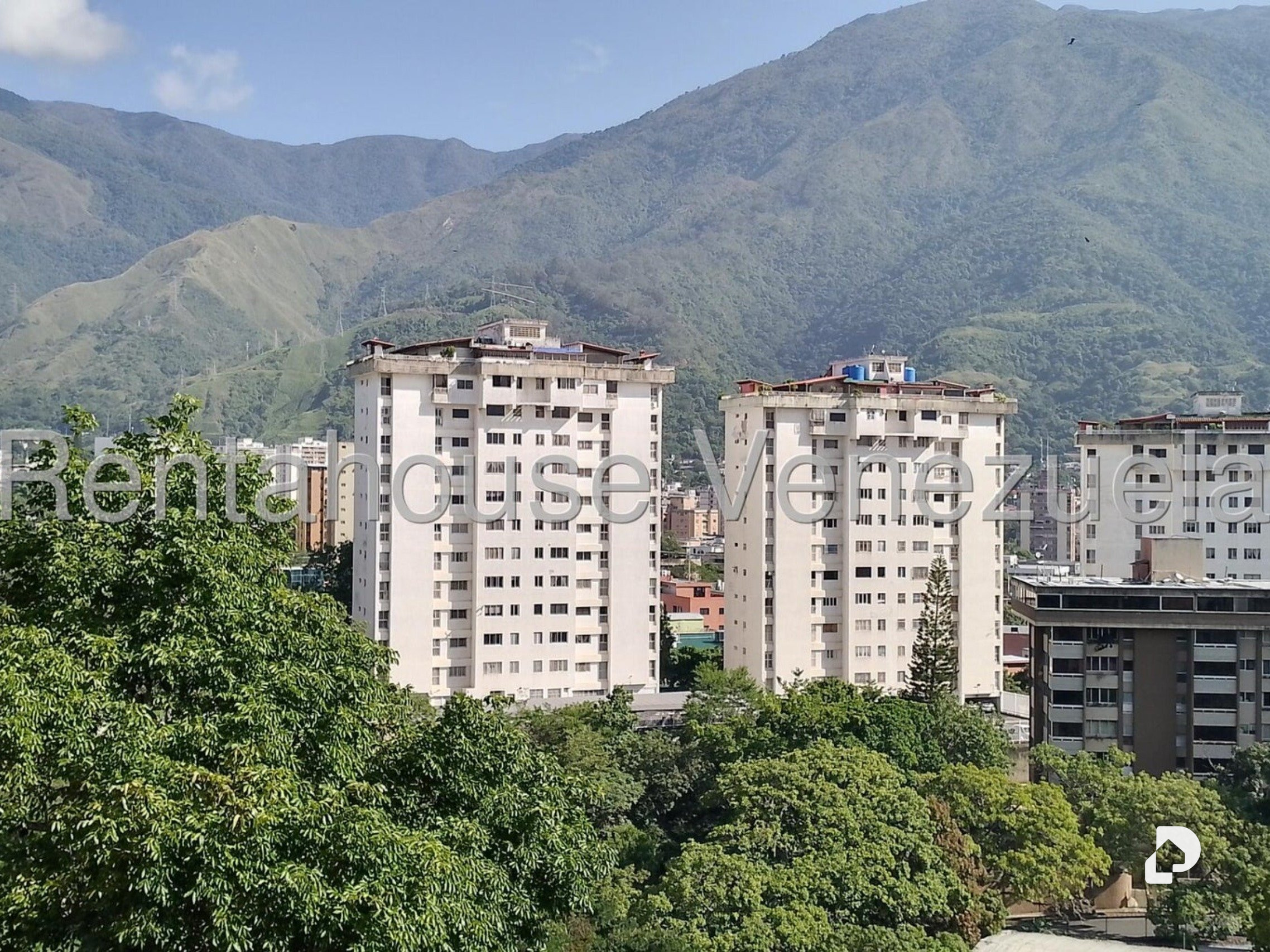 Apartamento en La Urbina, Caracas – 8