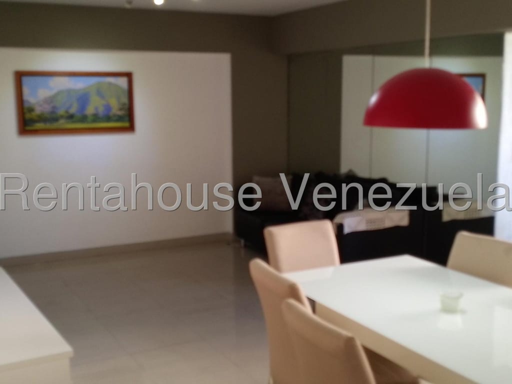Apartamento en La Urbina, Caracas - 1