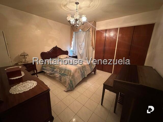 Apartamento en El Paraíso, Caracas – 19