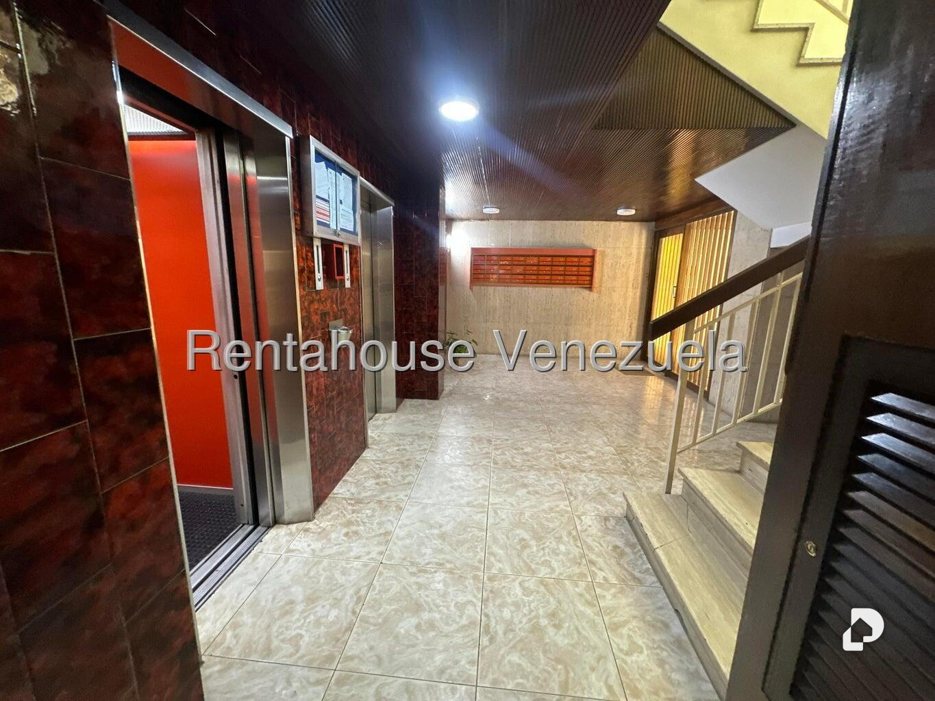 Apartamento en El Paraíso, Caracas – 4
