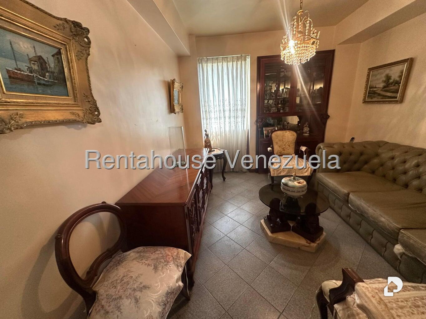 Apartamento en El Paraíso, Caracas – 7