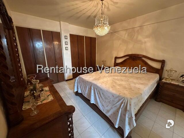 Apartamento en El Paraíso, Caracas – 16