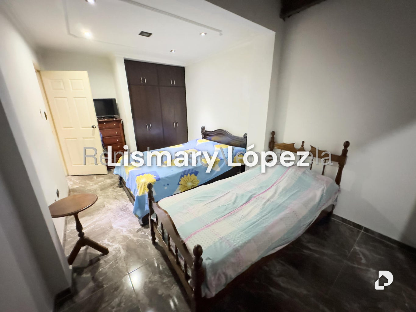 Casa en Catia, Caracas – 23