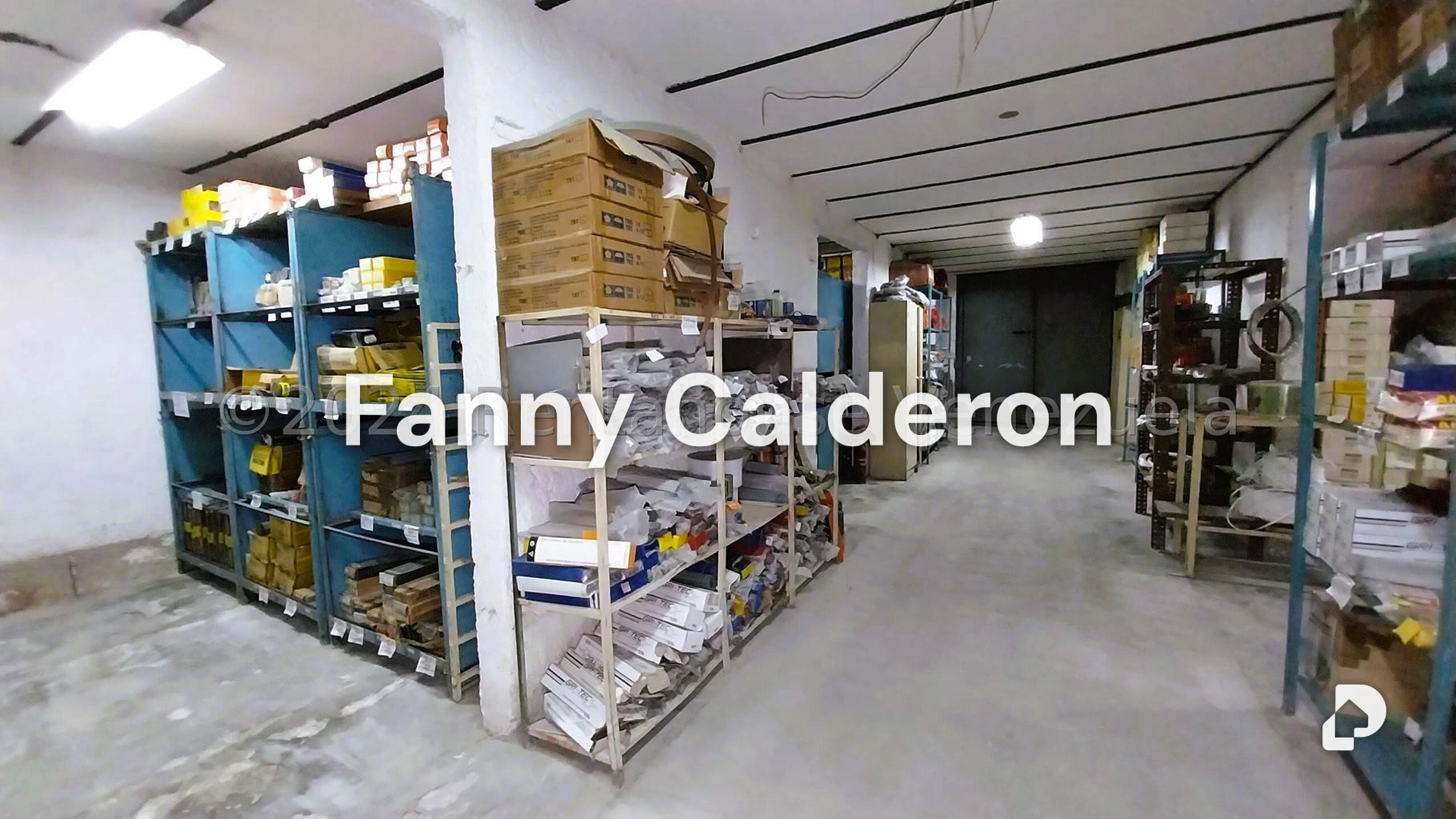 Local comercial en Prado de María, Caracas – 19