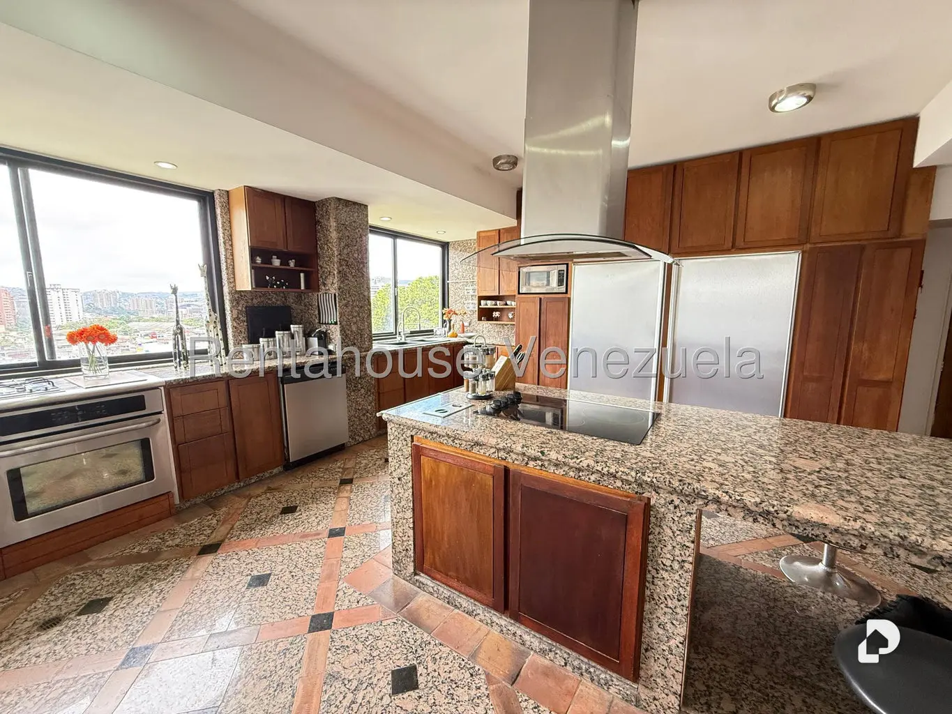 Apartamento en Los Chorros, Caracas – 24