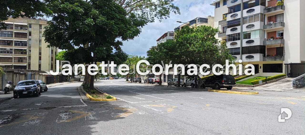 Apartamento en Cumbres de Curumo, Caracas – 2