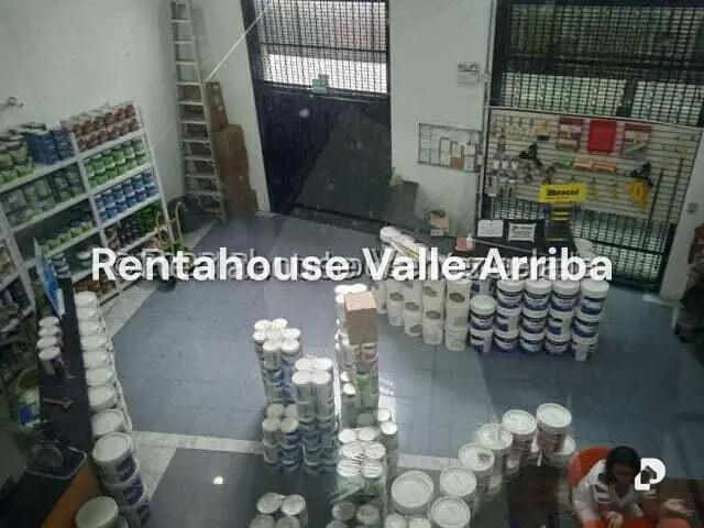Local comercial en La Urbina, Caracas – 3