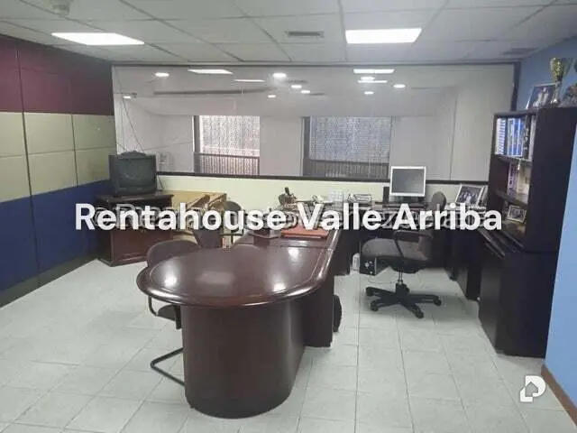 Local comercial en La Urbina, Caracas – 13