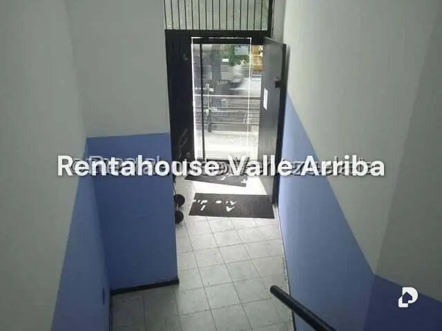 Local comercial en La Urbina, Caracas – 5