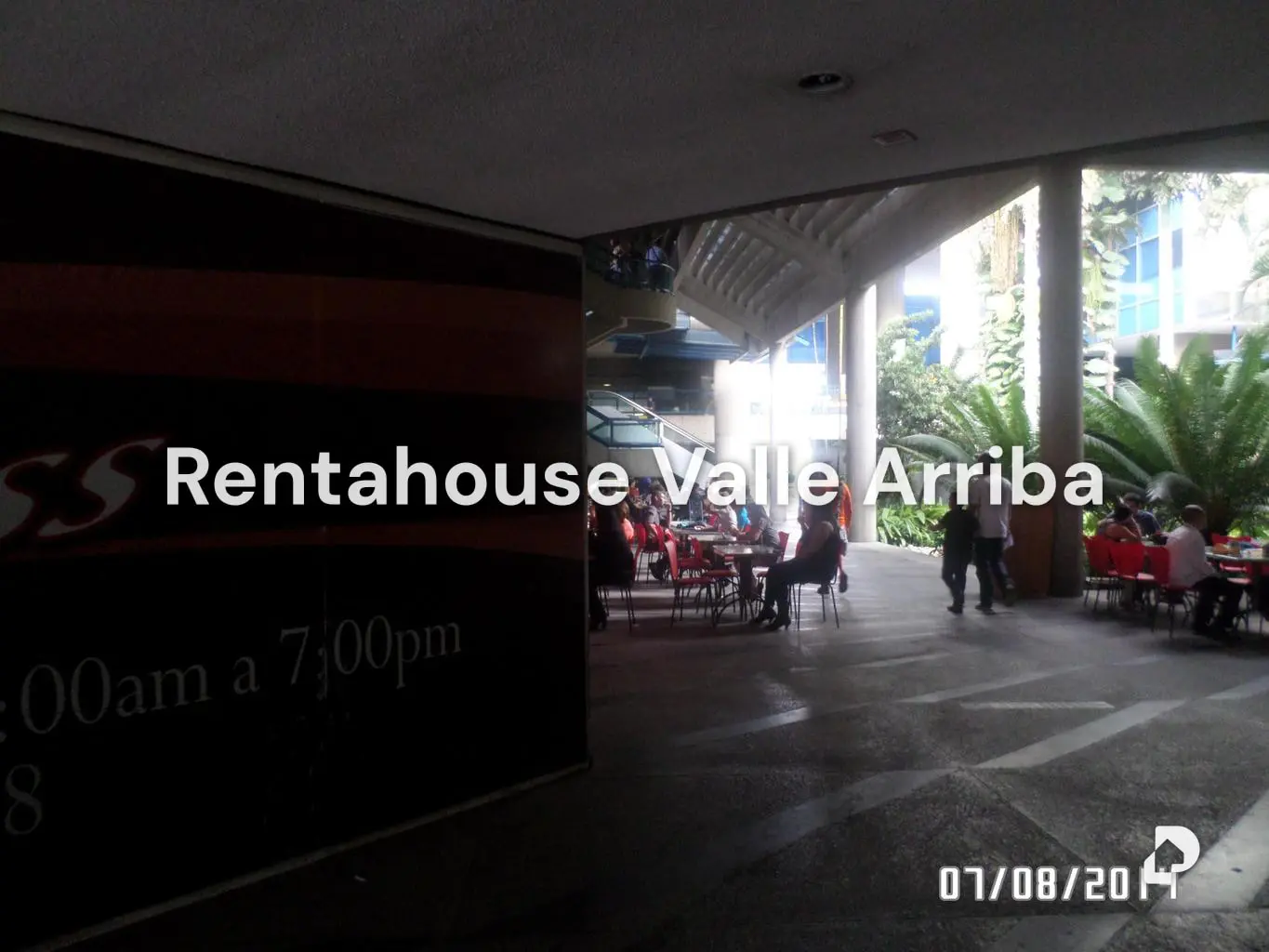 Local comercial en Los Palos Grandes, Caracas – 7
