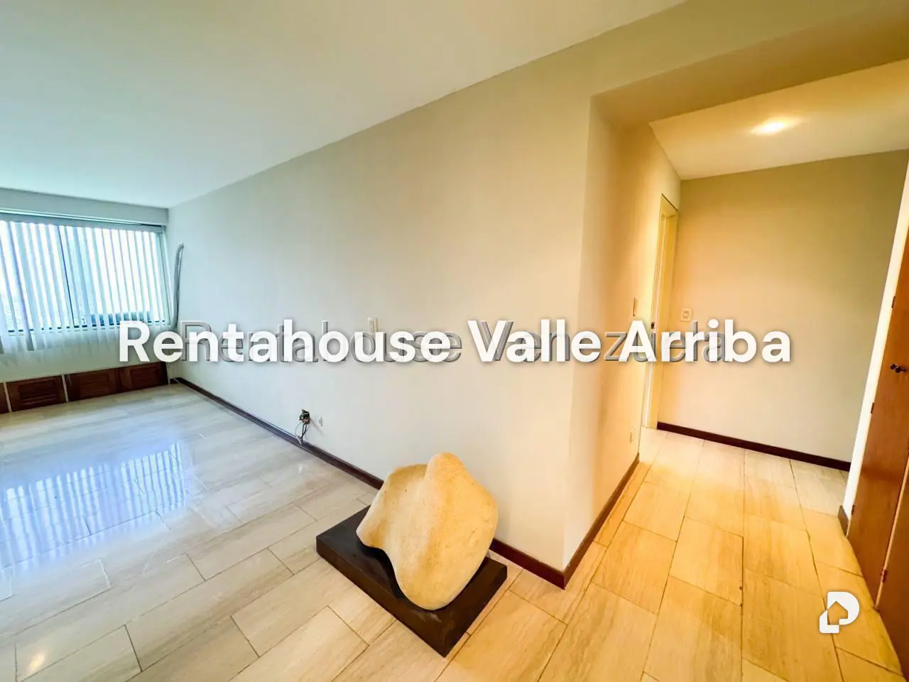 Apartamento en Lomas de La Lagunita, Caracas – 22