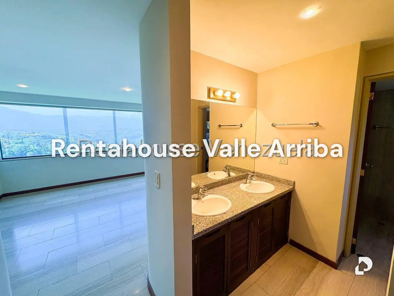 Apartamento en Lomas de La Lagunita, Caracas – 20