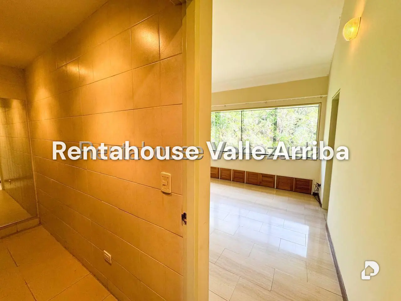 Apartamento en Lomas de La Lagunita, Caracas – 30