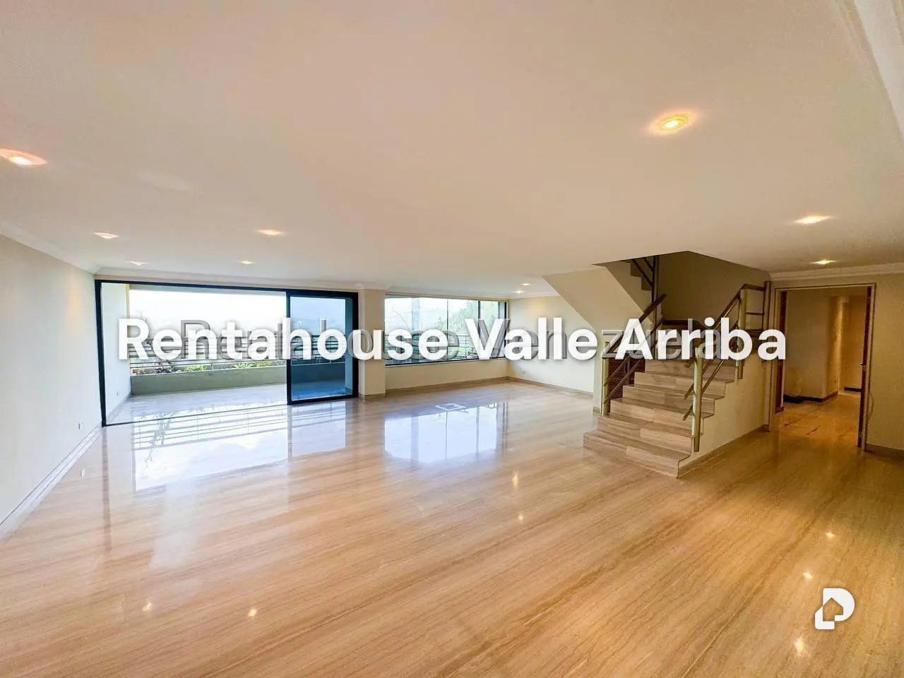 Apartamento en Lomas de La Lagunita, Caracas – 2