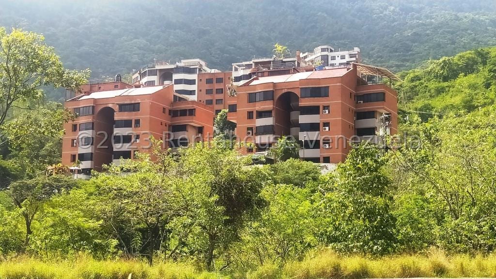 Apartment in Mampote, Guarenas - 1