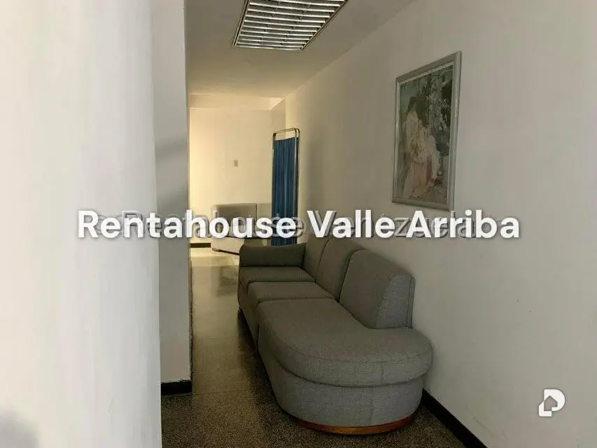 Local comercial en Chuao, Caracas – 5
