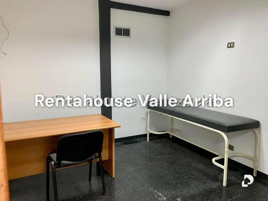 Local comercial en Chuao, Caracas – 8