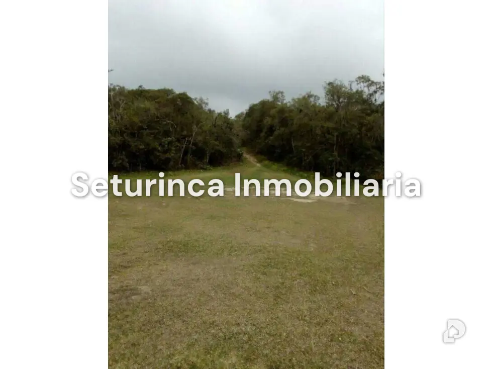 Terreno en El Junquito, Caracas – 23